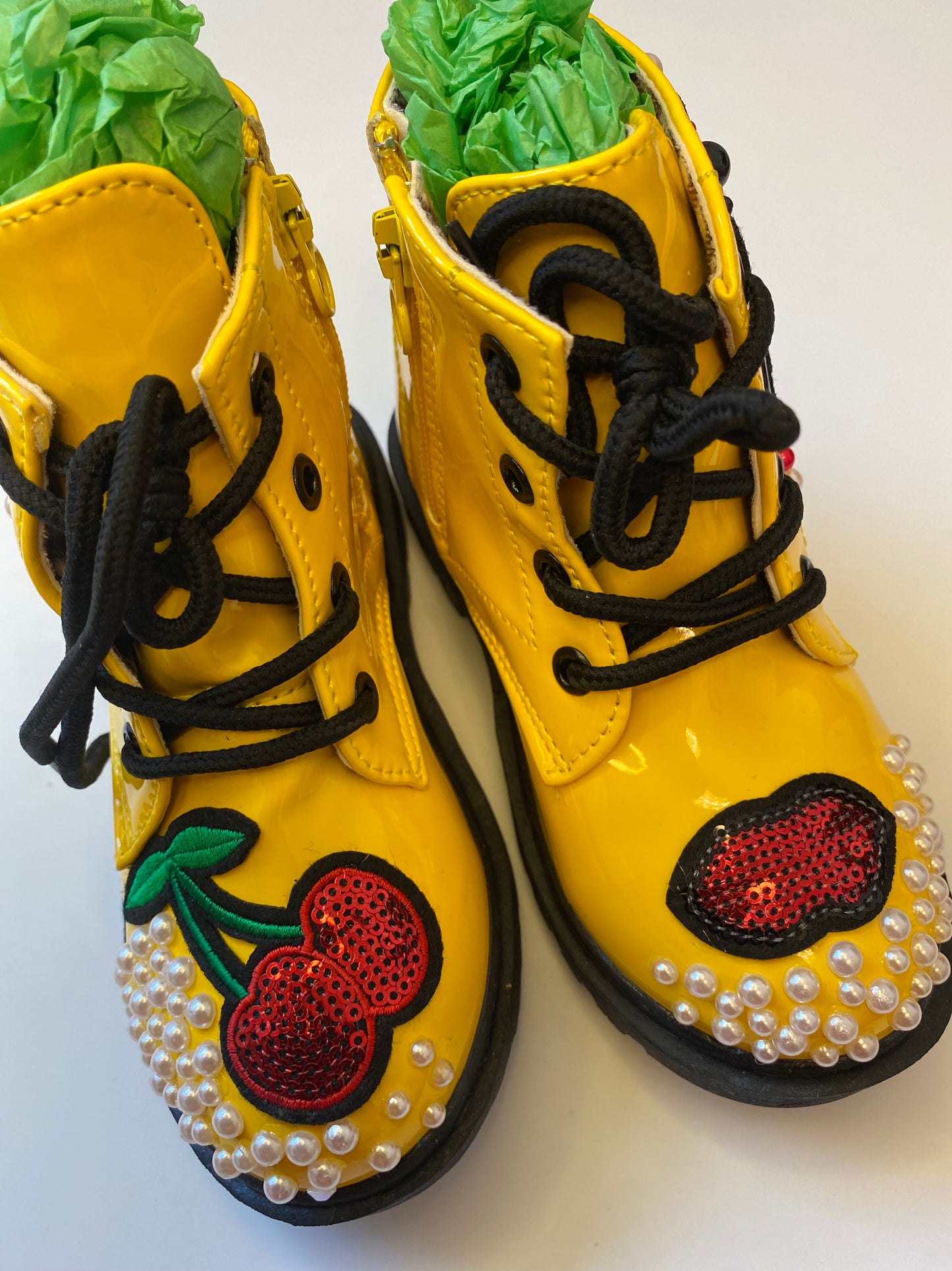 CHAIR L CHERRIES AND KISSDESIGN YELLOW GIRLS' BOOTS