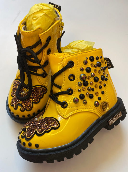 YELLOW 8 SIZE GIRLS CUSTOM BEDAZZLED ONE OF A KIND BOOTS