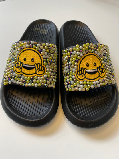 HI EMOJI BLACK AND YELLOW SLIDES