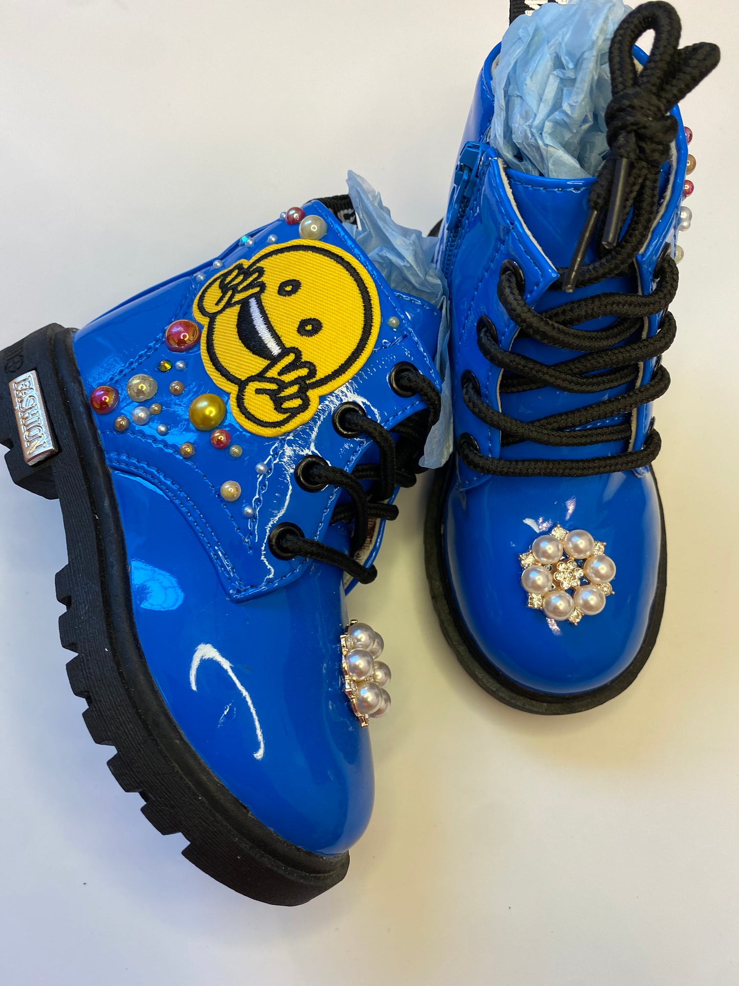 EMOJI FACES AND RHINESTONE BLUE BOOTS