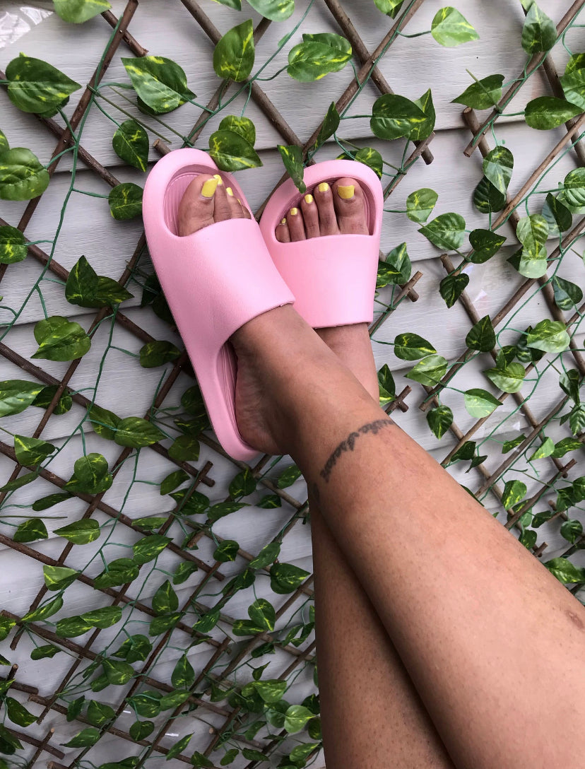 COOLEY COOL PINK SLIDES