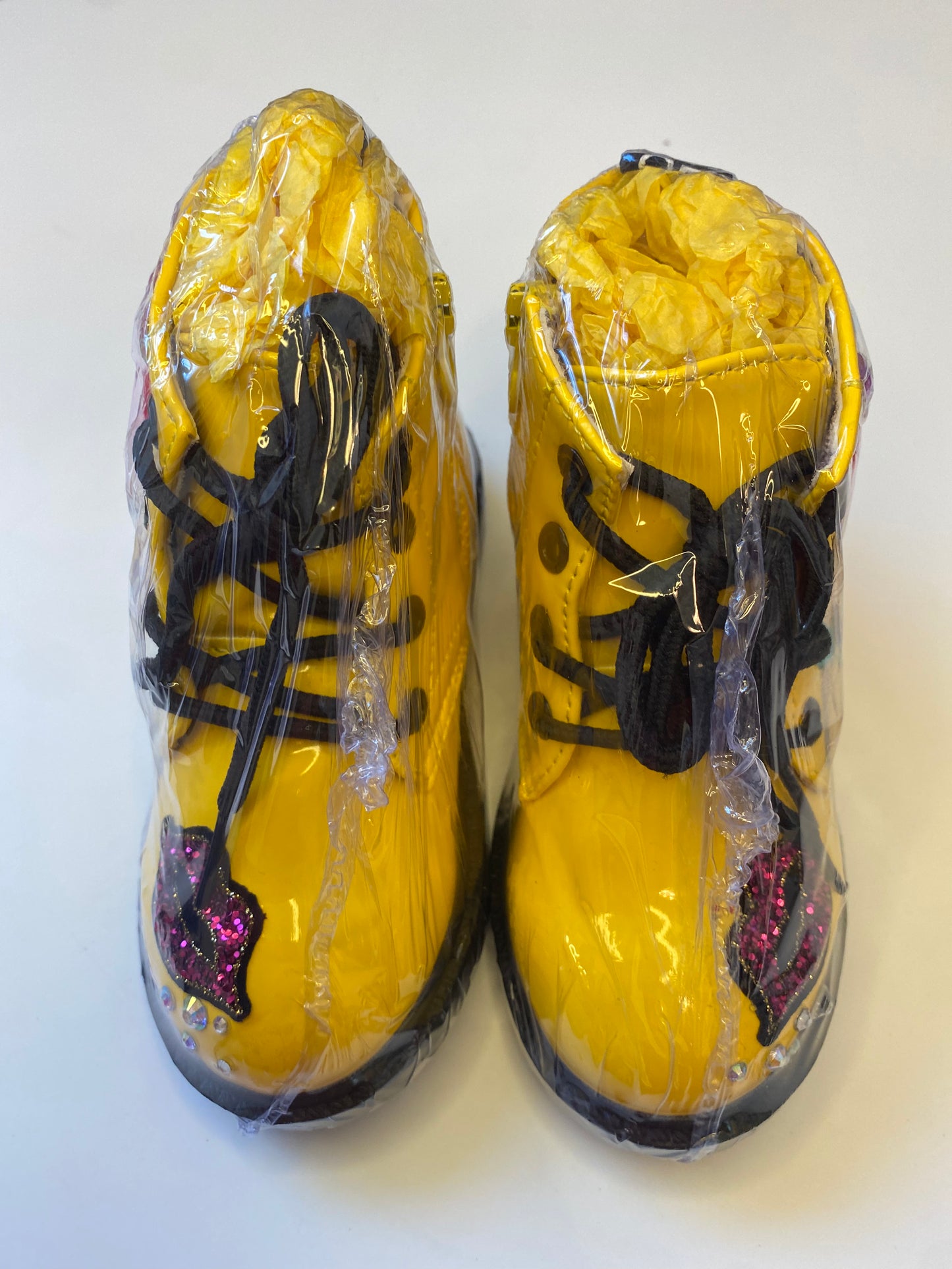 HEARTS AND LOVE YELLOW GIRL BOOTS