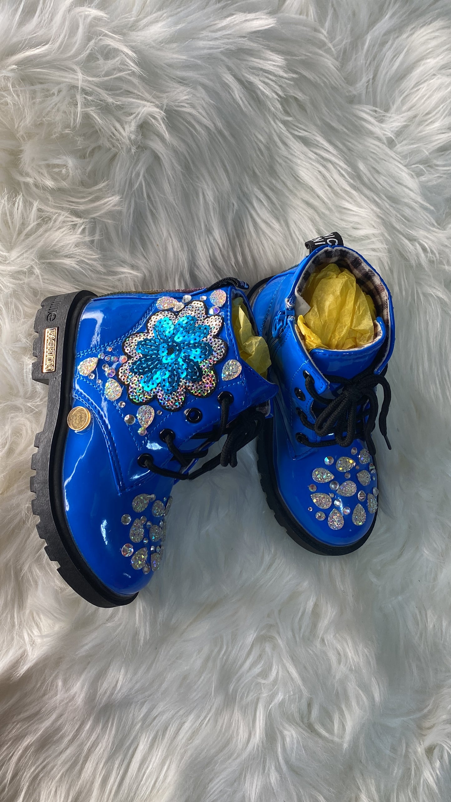 BLUE FLOWERS COOL GIRL BOOTS  ONE-OF-A-KIND BOOTS