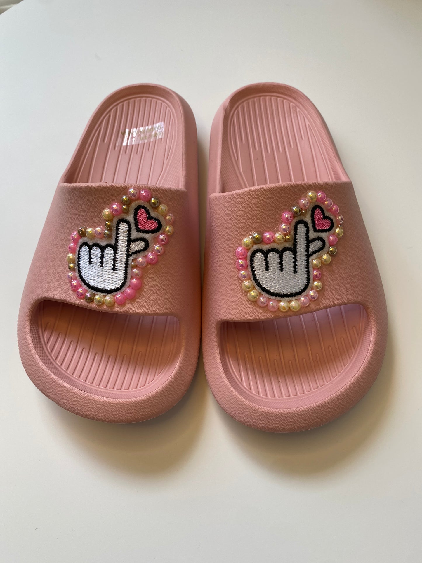 PINK GIRLS LOVE STYLE SLIDES